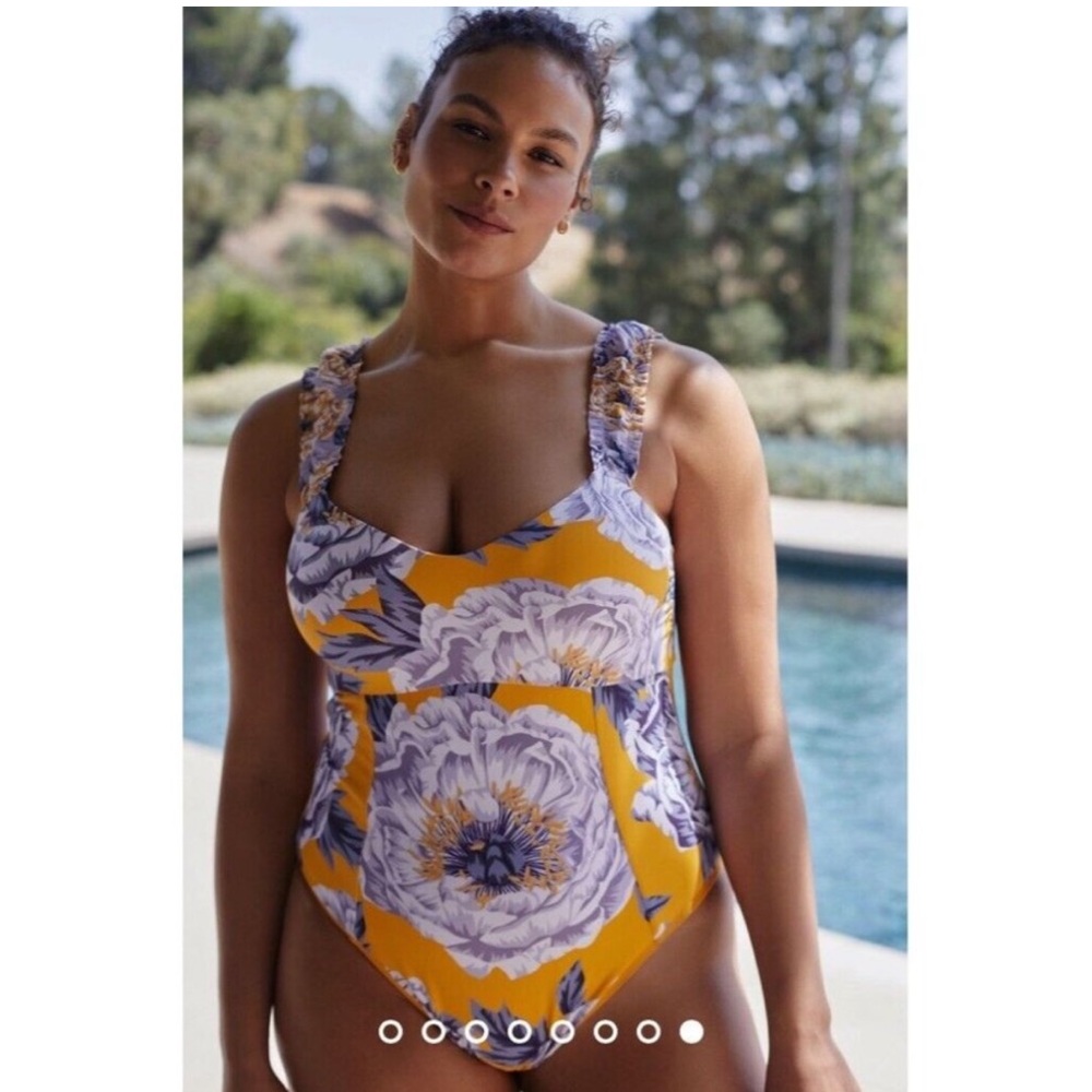 Maeve by Anthropologie Heidi One Piece
Swimsuit
